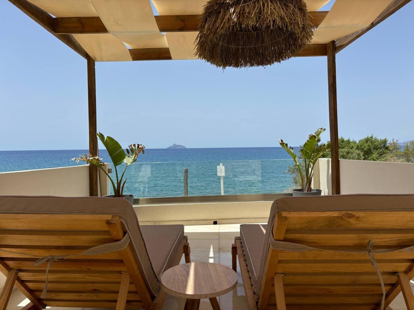 Stella & Eleni Suite With Shared Pool & Open View Kalamaki  Exterior photo
