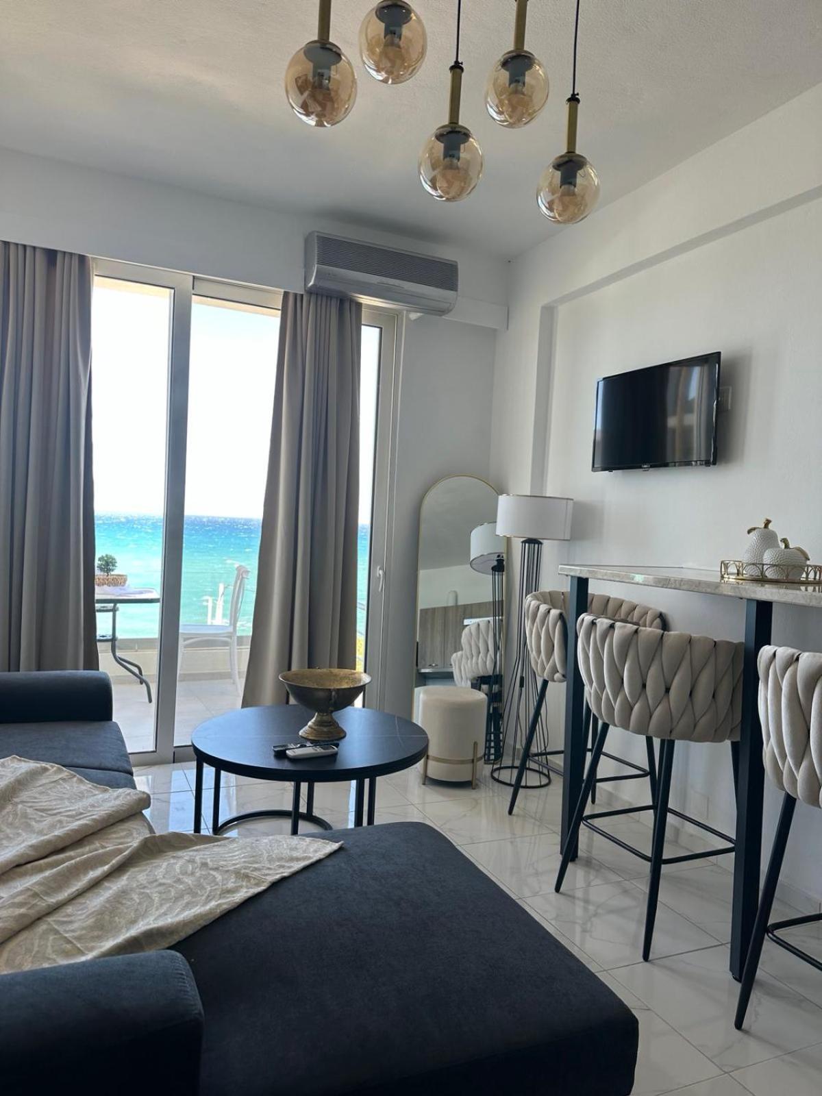 Stella & Eleni Suite With Shared Pool & Open View Kalamaki  Exterior photo